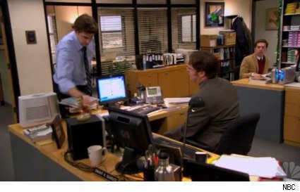 theofficestpatricksday megadesk